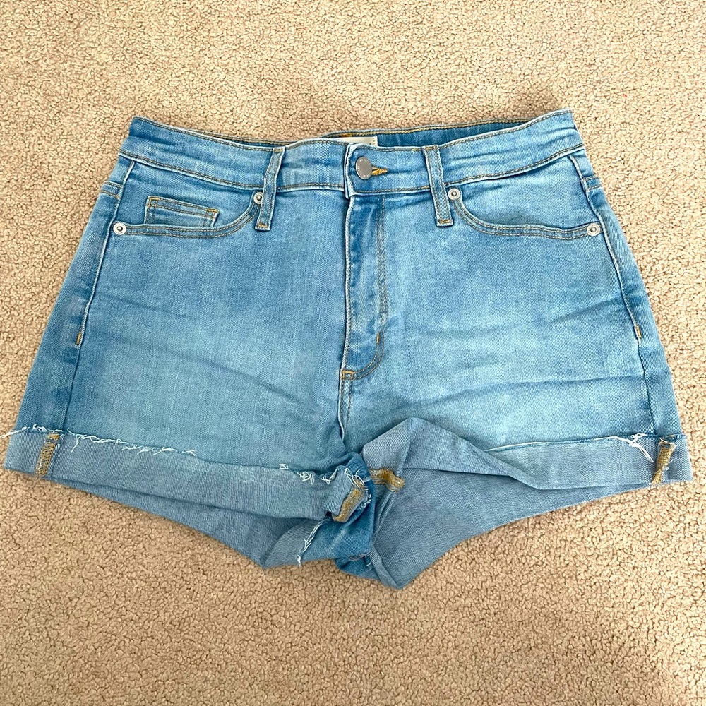 Universal Thread Jean Shirts - Size 6/28R